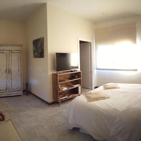 La Casa Dels Lledoners Bed & Breakfast Masarach Bagian luar foto